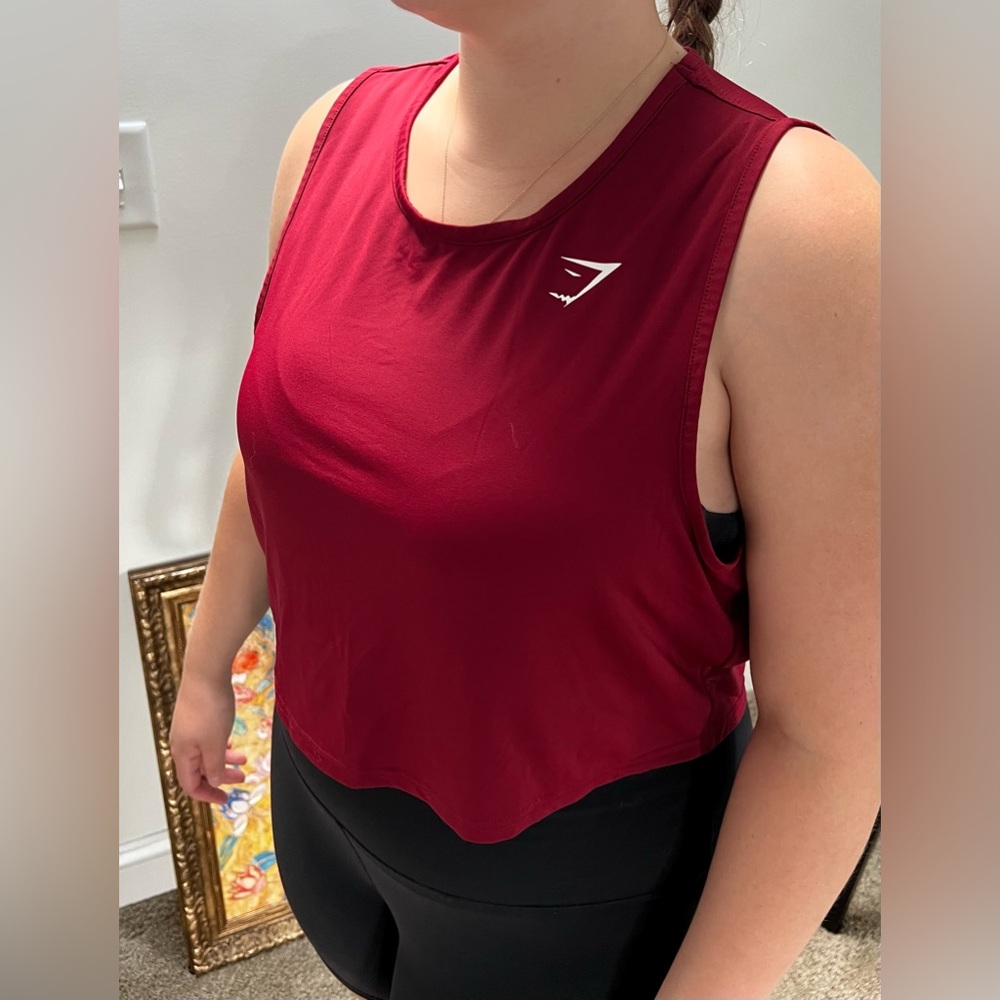 GYMSHARK BOXY CROP XL MAROON